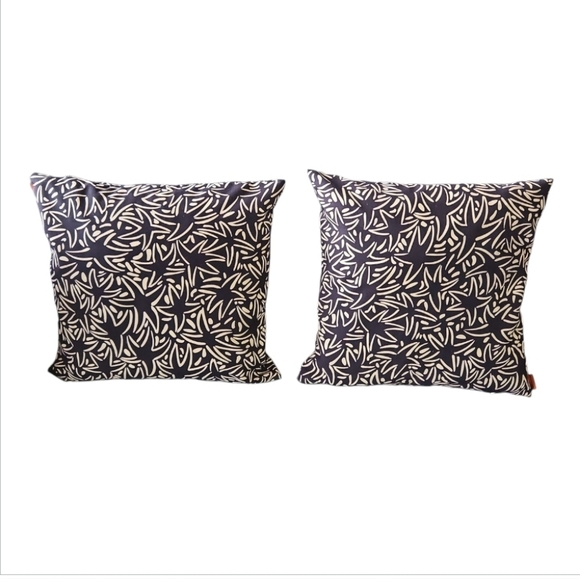 Missoni Other - MISSONI HOME | Starfish Print Pillow Cases w/ Down Inserts 15x15 Pair